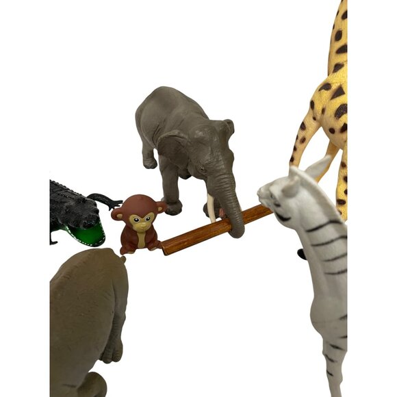 Set Of 8 Assorted Wild Animal Figurines Plastic Toy Set - Picture 16 of 16